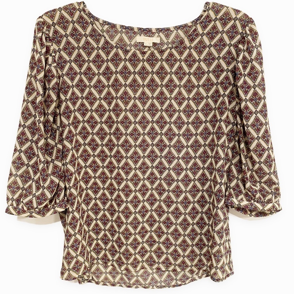 Tulle Diamond Pattern Blouse - Burgundy and Cream